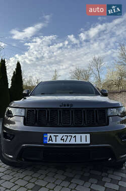 Внедорожник / Кроссовер Jeep Grand Cherokee 2020 в 