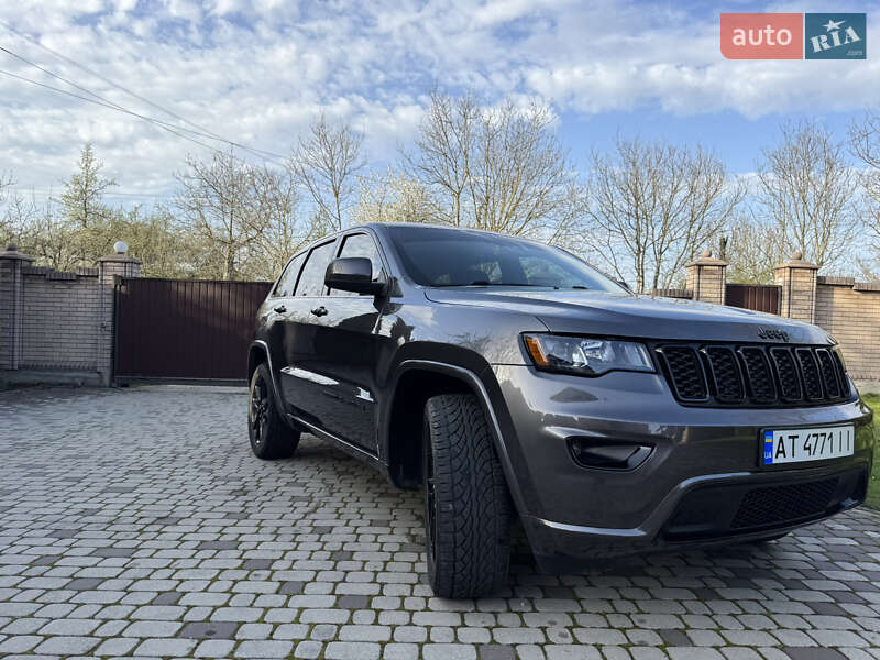 Позашляховик / Кросовер Jeep Grand Cherokee 2020 в Коломиї