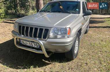 Позашляховик / Кросовер Jeep Grand Cherokee 2000 в 
