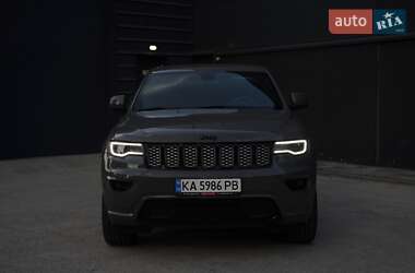 Внедорожник / Кроссовер Jeep Grand Cherokee 2020 в 