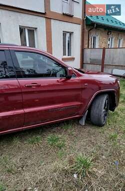 Внедорожник / Кроссовер Jeep Grand Cherokee 2017 в 