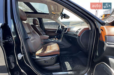 Внедорожник / Кроссовер Jeep Grand Cherokee 2015 в 