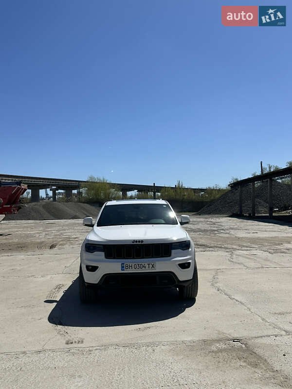 Позашляховик / Кросовер Jeep Grand Cherokee 2016 в Одесі фото 2 Позашляховик / Кросовер Jeep Grand Cherokee 2016 в Одесі