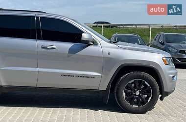 Внедорожник / Кроссовер Jeep Grand Cherokee 2018 в 