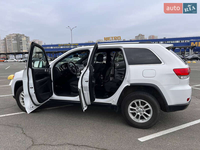 Внедорожник / Кроссовер Jeep Grand Cherokee 2019 в Киеве