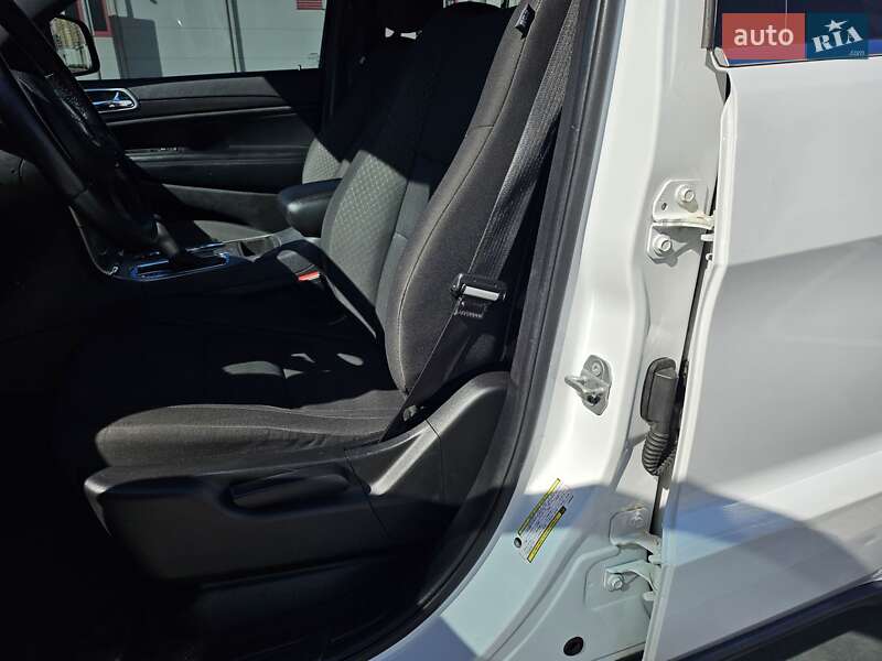 Позашляховик / Кросовер Jeep Grand Cherokee 2018 в Києві фото 13 Позашляховик / Кросовер Jeep Grand Cherokee 2018 в Києві