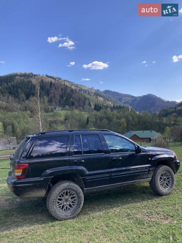 Внедорожник / Кроссовер Jeep Grand Cherokee 2002 в Рахове