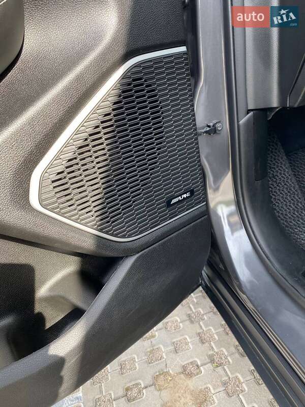 Внедорожник / Кроссовер Jeep Grand Cherokee 2023 в Киеве