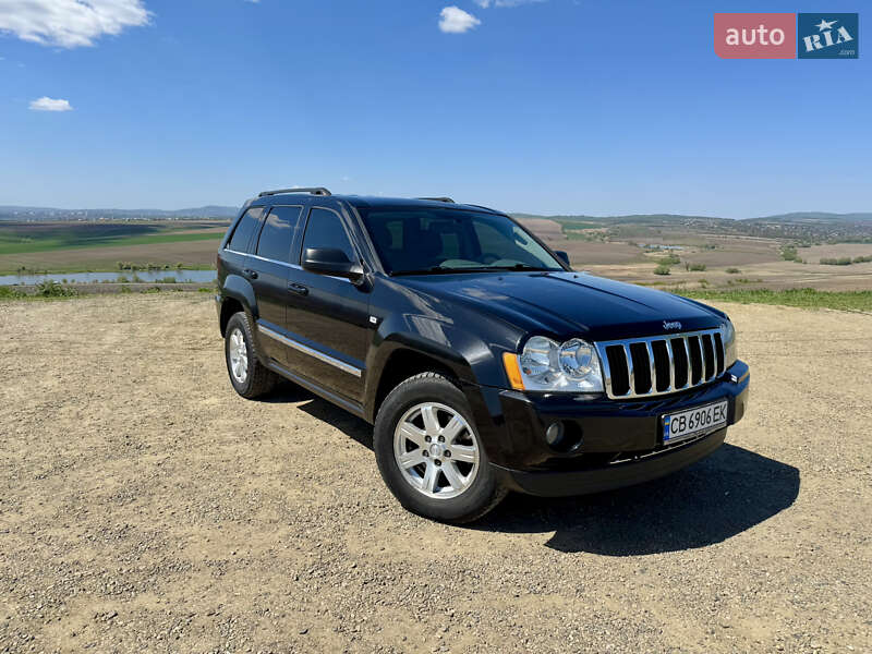Позашляховик / Кросовер Jeep Grand Cherokee 2005 в 