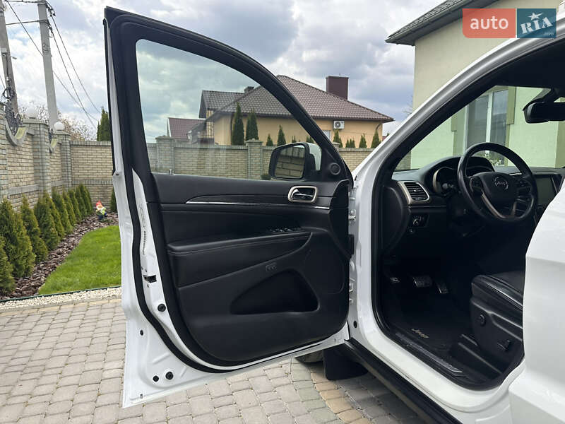 Внедорожник / Кроссовер Jeep Grand Cherokee 2014 в Тернополе