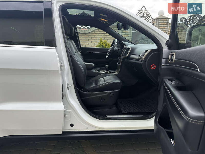 Внедорожник / Кроссовер Jeep Grand Cherokee 2014 в Тернополе