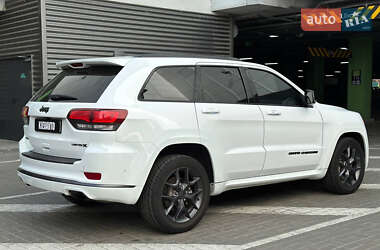 Позашляховик / Кросовер Jeep Grand Cherokee 2019 в 