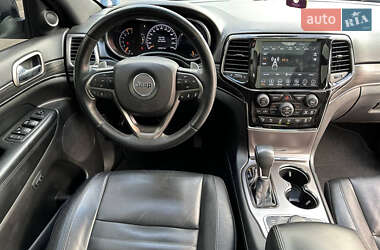 Позашляховик / Кросовер Jeep Grand Cherokee 2019 в 