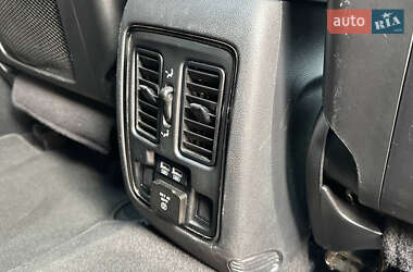 Позашляховик / Кросовер Jeep Grand Cherokee 2019 в 