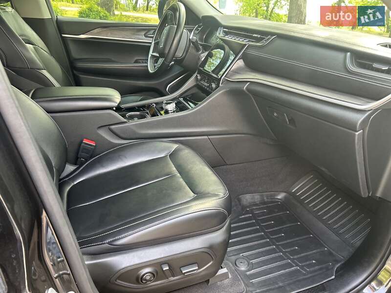Внедорожник / Кроссовер Jeep Grand Cherokee 2021 в Кременчуге