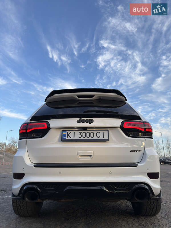 Внедорожник / Кроссовер Jeep Grand Cherokee 2017 в Киеве фото 8 Внедорожник / Кроссовер Jeep Grand Cherokee 2017 в Киеве
