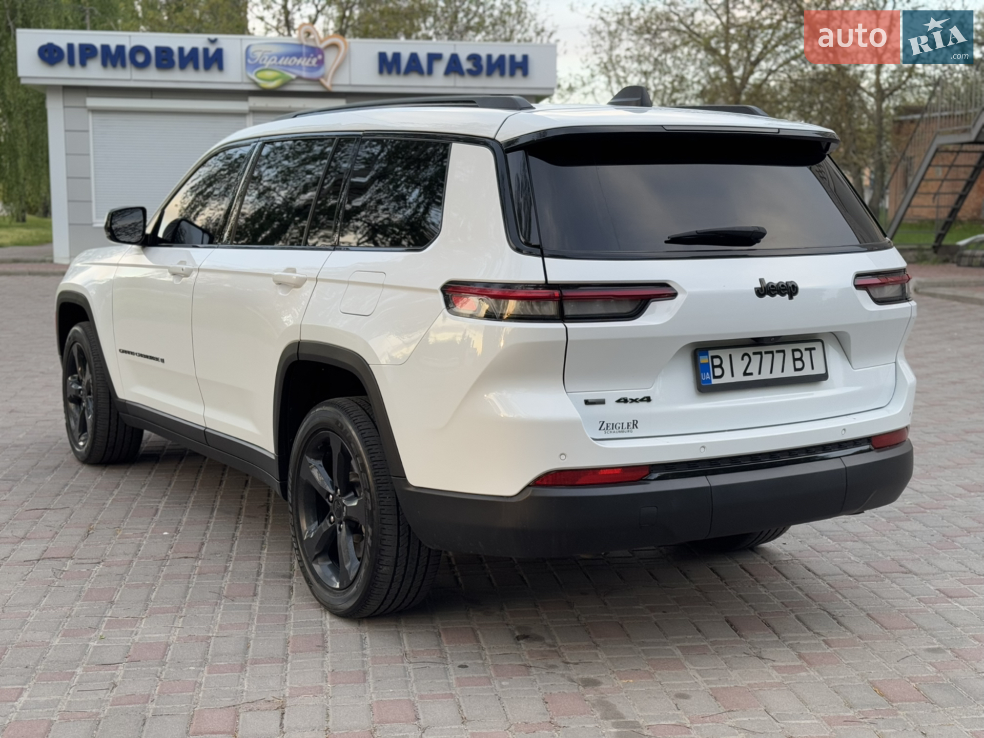 2022 Jeep Grand Cherokee - мініатюра 35