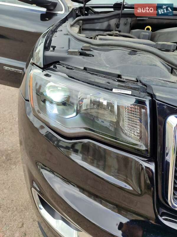 Внедорожник / Кроссовер Jeep Grand Cherokee 2018 в Киеве фото 11 Внедорожник / Кроссовер Jeep Grand Cherokee 2018 в Киеве