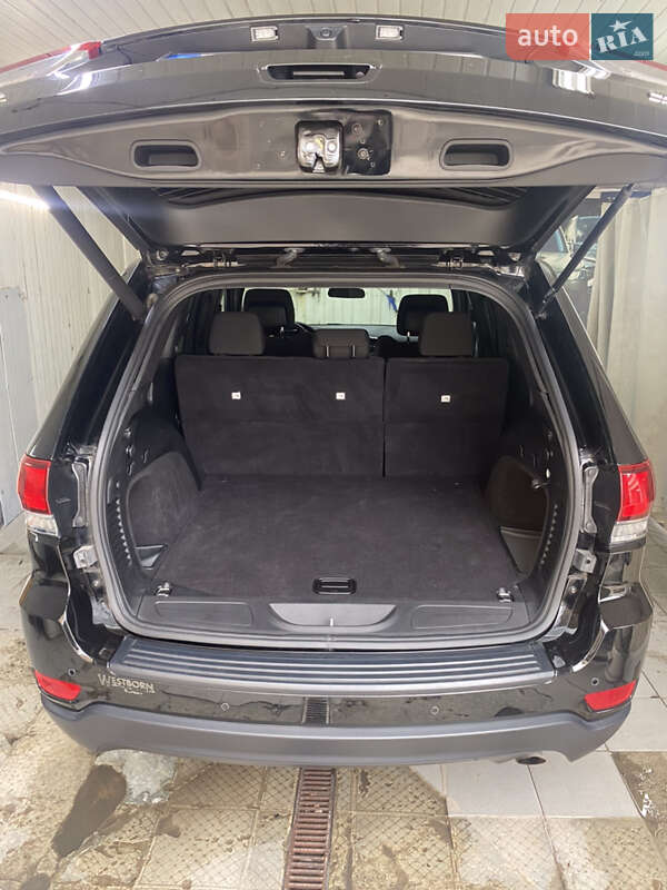 Внедорожник / Кроссовер Jeep Grand Cherokee 2020 в Киеве