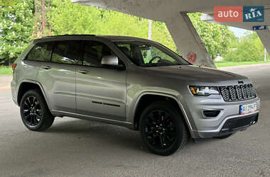 Позашляховик / Кросовер Jeep Grand Cherokee 2020 в 
