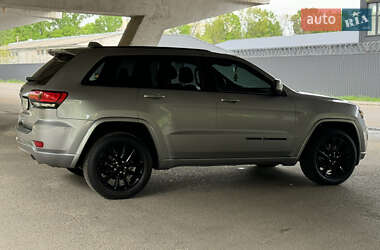 Позашляховик / Кросовер Jeep Grand Cherokee 2020 в 