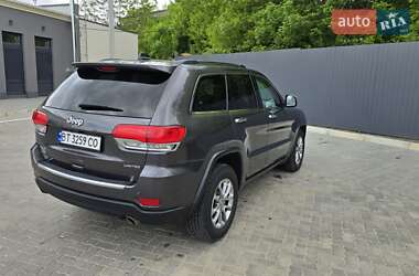 Внедорожник / Кроссовер Jeep Grand Cherokee 2015 в 