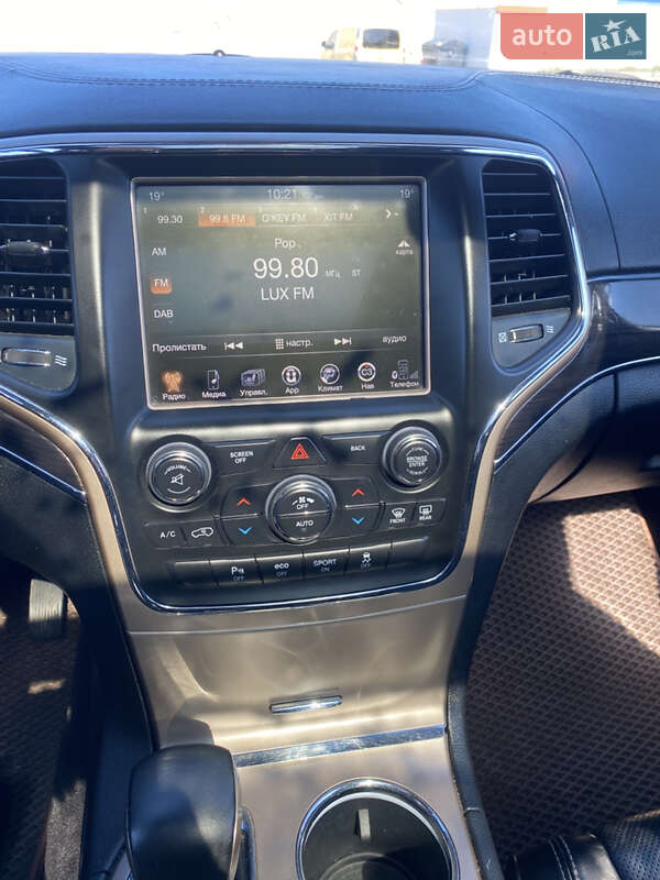 Внедорожник / Кроссовер Jeep Grand Cherokee 2017 в Виннице