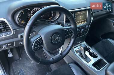 Позашляховик / Кросовер Jeep Grand Cherokee 2017 в 