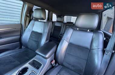 Позашляховик / Кросовер Jeep Grand Cherokee 2017 в 