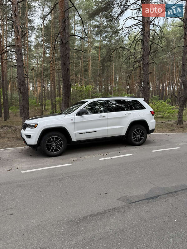 Внедорожник / Кроссовер Jeep Grand Cherokee 2017 в Полтаве