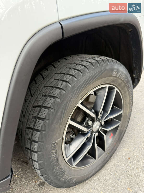 Внедорожник / Кроссовер Jeep Grand Cherokee 2017 в Полтаве