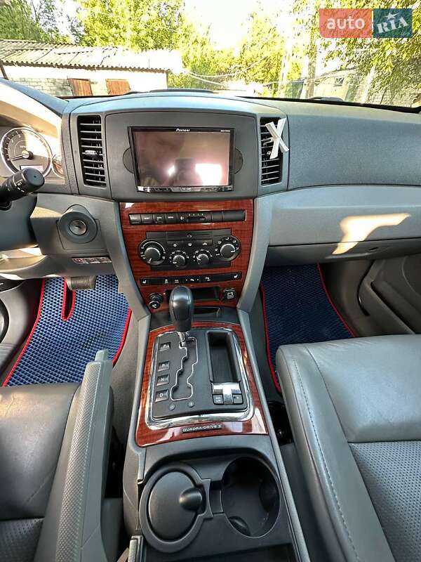 Внедорожник / Кроссовер Jeep Grand Cherokee 2006 в Андреевке фото 12 Внедорожник / Кроссовер Jeep Grand Cherokee 2006 в Андреевке