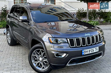 Позашляховик / Кросовер Jeep Grand Cherokee 2018 в 
