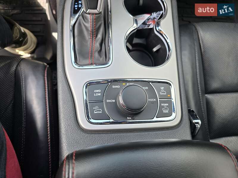 Позашляховик / Кросовер Jeep Grand Cherokee 2018 в Харкові