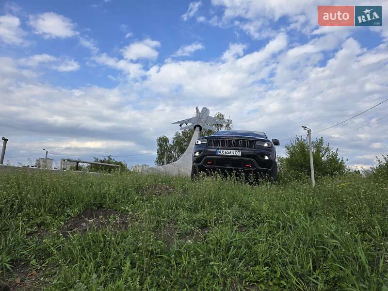 Позашляховик / Кросовер Jeep Grand Cherokee 2018 в Харкові