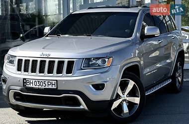 Позашляховик / Кросовер Jeep Grand Cherokee 2014 в 