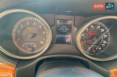 Позашляховик / Кросовер Jeep Grand Cherokee 2012 в 