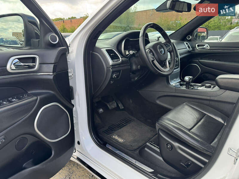 Внедорожник / Кроссовер Jeep Grand Cherokee 2014 в Луцке