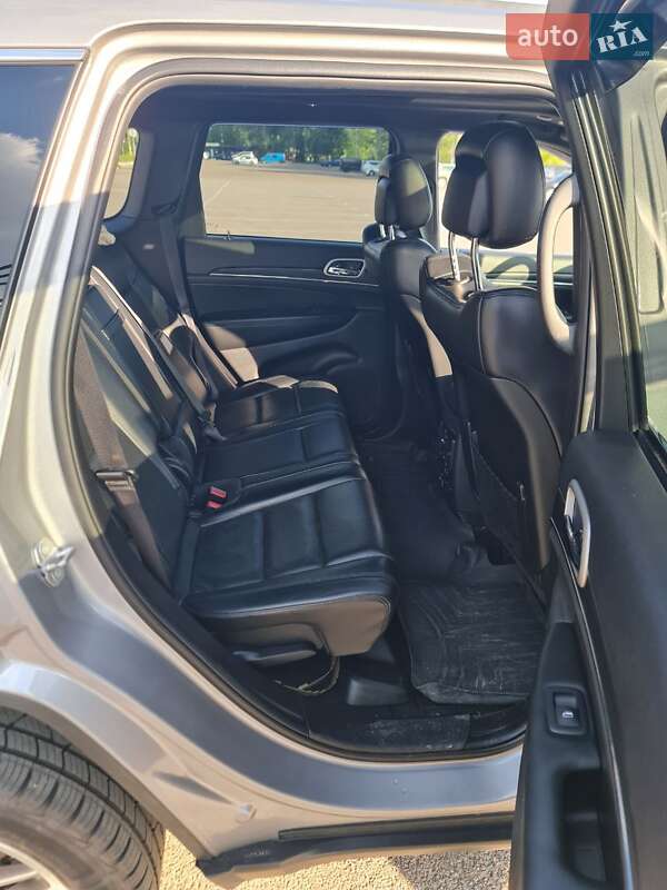 Внедорожник / Кроссовер Jeep Grand Cherokee 2019 в Киеве