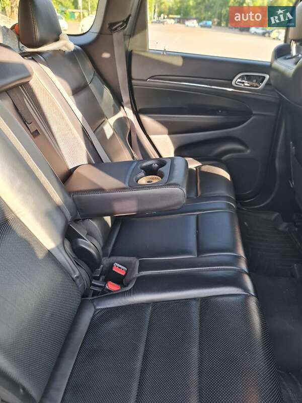 Внедорожник / Кроссовер Jeep Grand Cherokee 2019 в Киеве