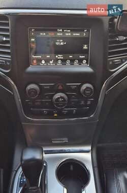Позашляховик / Кросовер Jeep Grand Cherokee 2018 в 