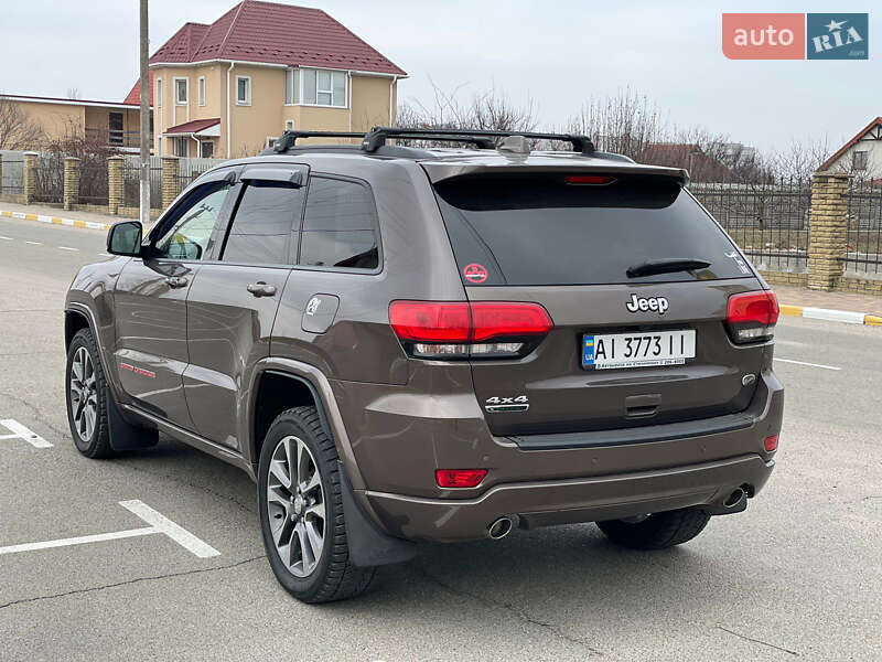 Внедорожник / Кроссовер Jeep Grand Cherokee 2018 в Киеве