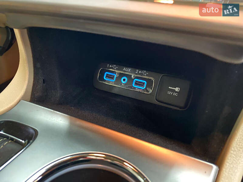 Внедорожник / Кроссовер Jeep Grand Cherokee 2018 в Киеве