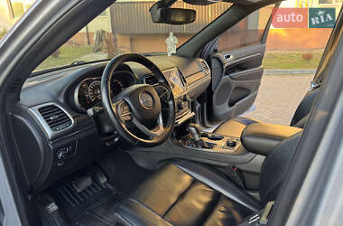 Позашляховик / Кросовер Jeep Grand Cherokee 2021 в 