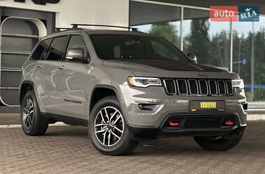 Позашляховик / Кросовер Jeep Grand Cherokee 2020 в 