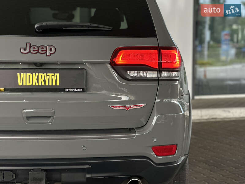 Внедорожник / Кроссовер Jeep Grand Cherokee 2020 в Киеве