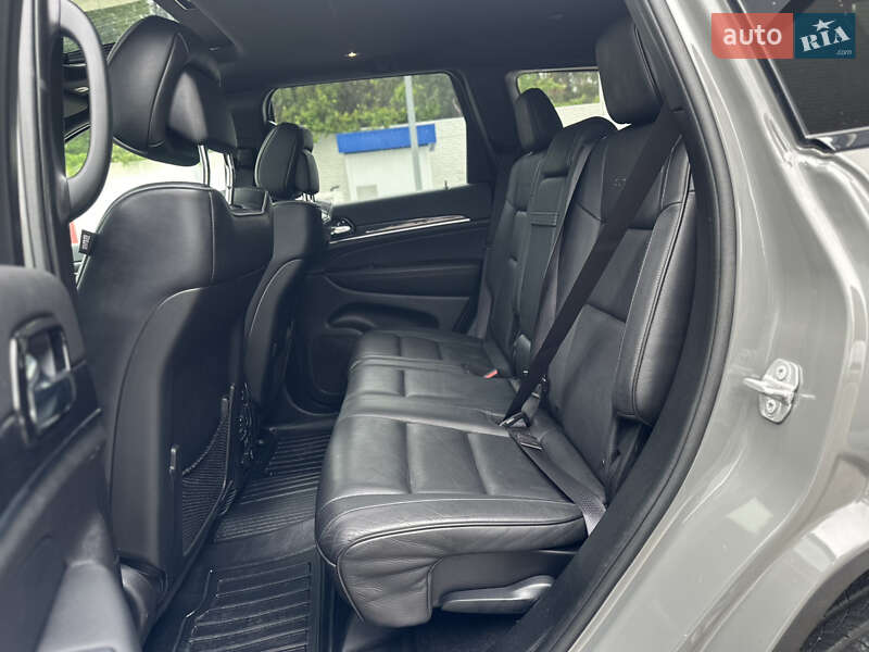 Внедорожник / Кроссовер Jeep Grand Cherokee 2020 в Киеве