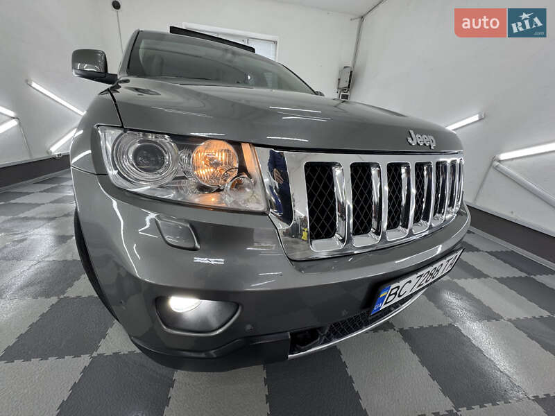 Внедорожник / Кроссовер Jeep Grand Cherokee 2011 в Трускавце