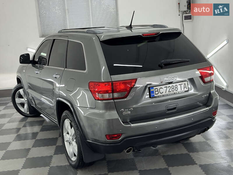 Внедорожник / Кроссовер Jeep Grand Cherokee 2011 в Трускавце