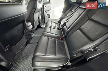 Внедорожник / Кроссовер Jeep Grand Cherokee 2011 в 